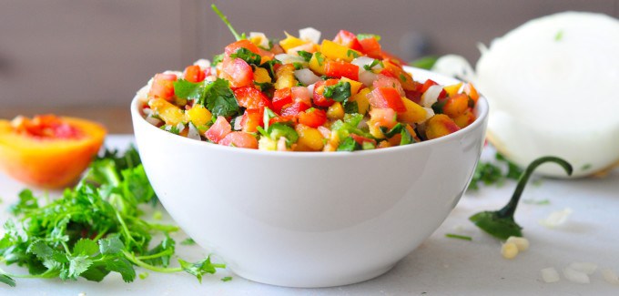 Summer peach salsa